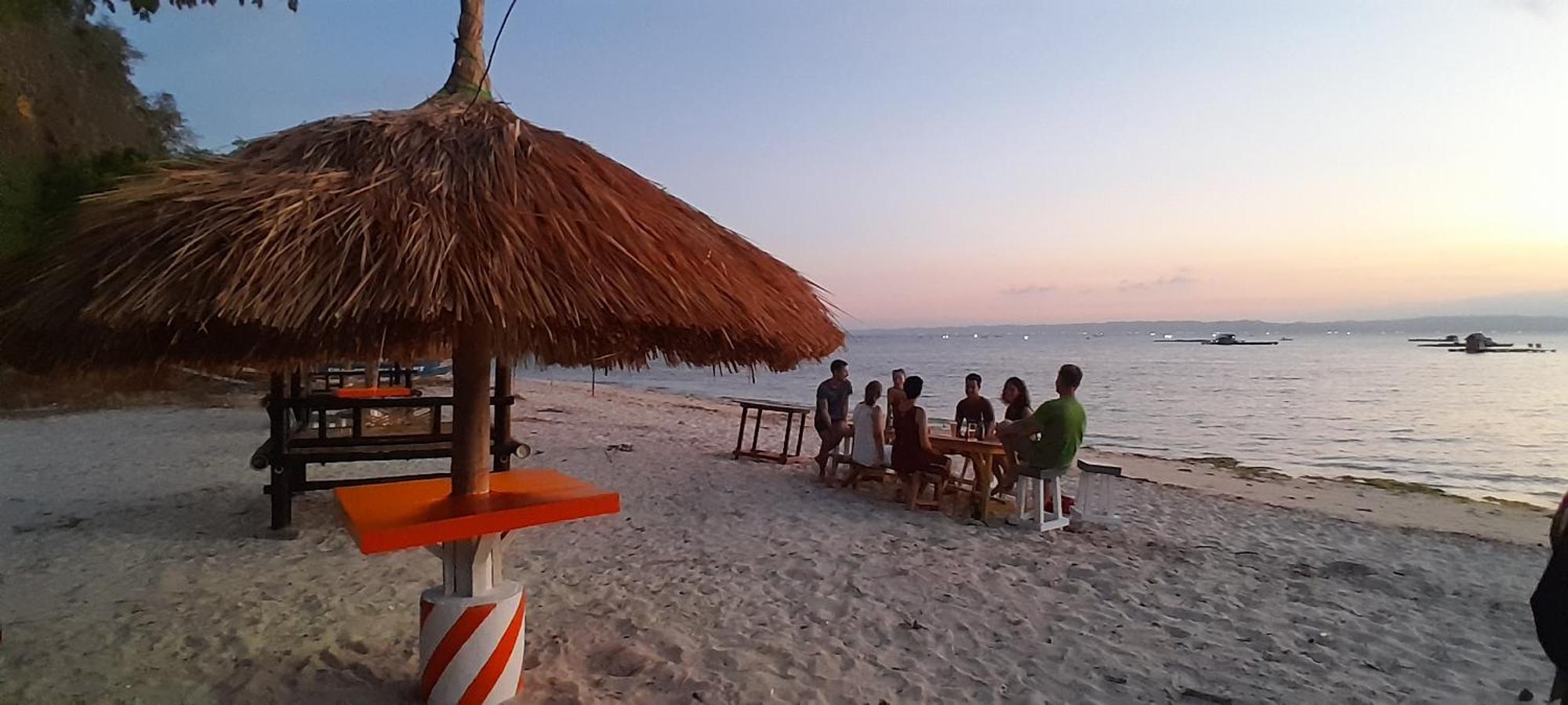 Ekas Beach Guesthouse And Restaurant Chambre photo